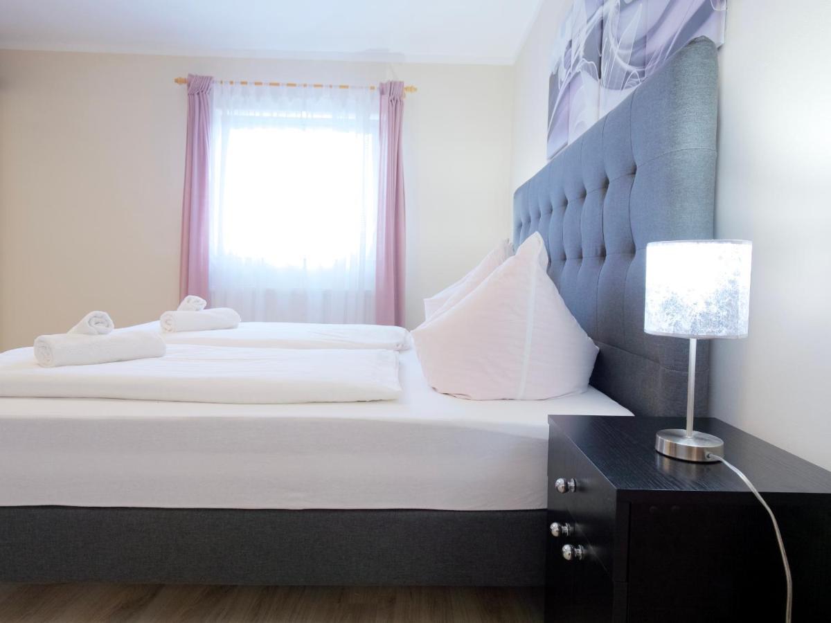 Hotel Zlaty Lev Svitavy Esterno foto